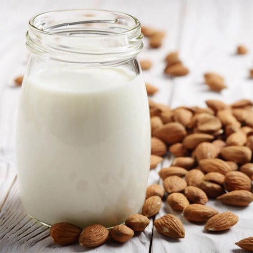 Procesamiento de leche de almendra