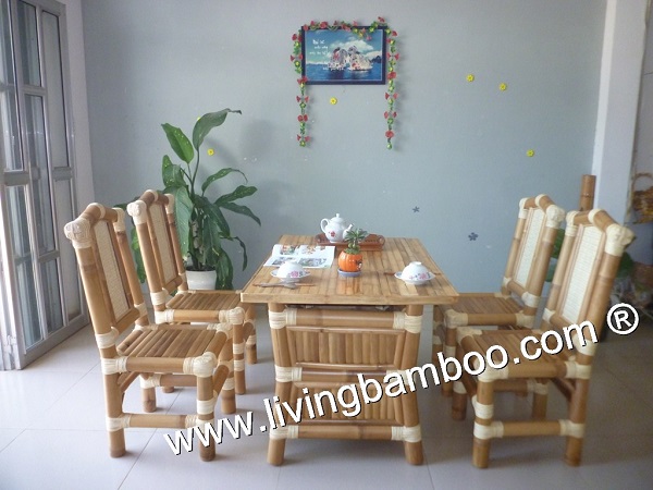 Juego de mesa de comedor de primavera
