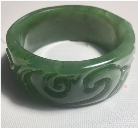 Pulsera de Jade Nefrita Tallada