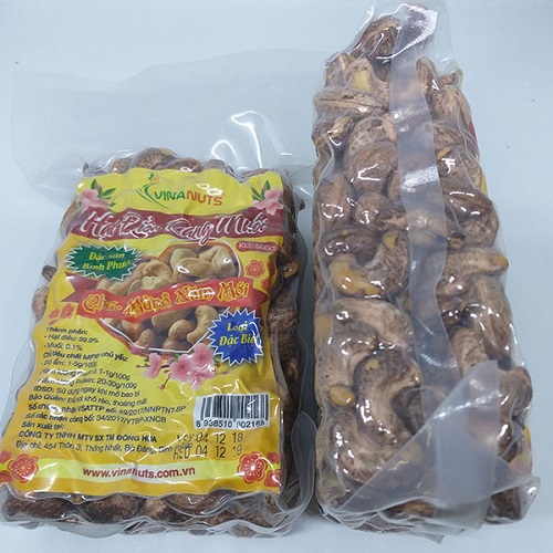 Nueces de anacardo tostadas en bolsas al vacío