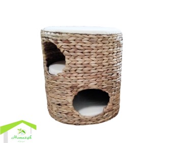 Casa de mimbre de jacinto de agua para el gato Tom.