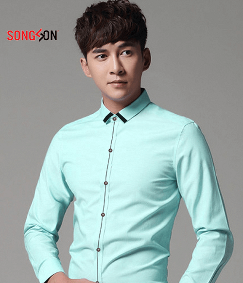 Camisa azul claro para hombres