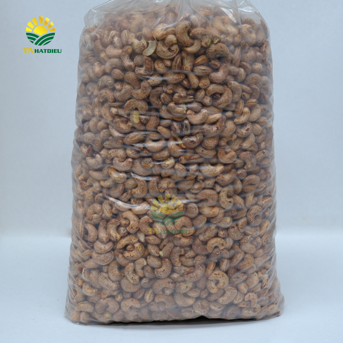 Nueces de anacardo asadas con sal