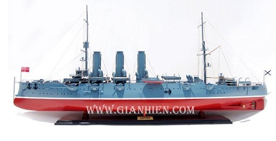 Modelo de barco de crucero Aurora