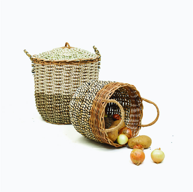 Cesto de frutas de ratán para la cocina